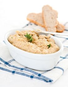 Konopný hummus